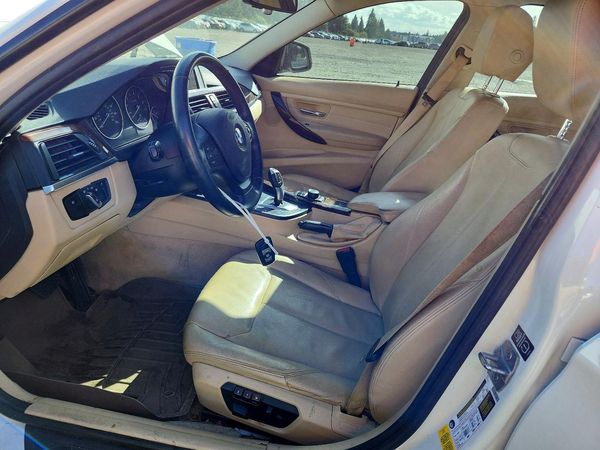 2013 BMW 3 SERIES — DENT