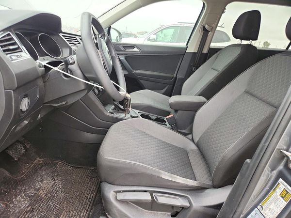 2020 VOLKSWAGEN TIGUAN 4Motion S — DENT
