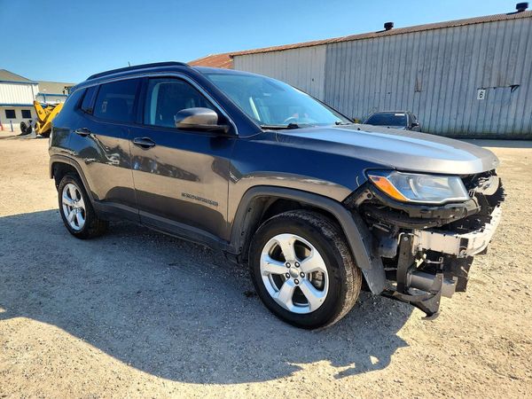 2021 JEEP COMPASS — Passenger 3/4