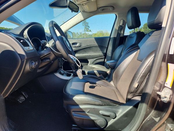 2021 JEEP COMPASS — DENT