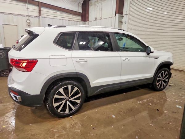 2022 VOLKSWAGEN TAOS SE