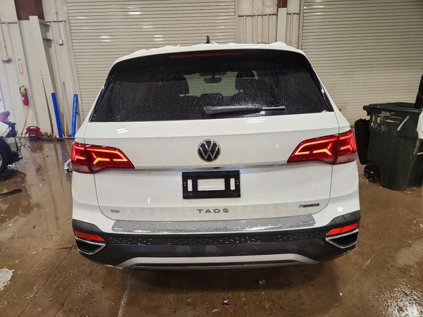 2022 VOLKSWAGEN TAOS SE