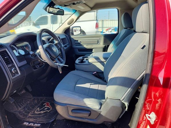 2014 RAM 1500 ST — DENT