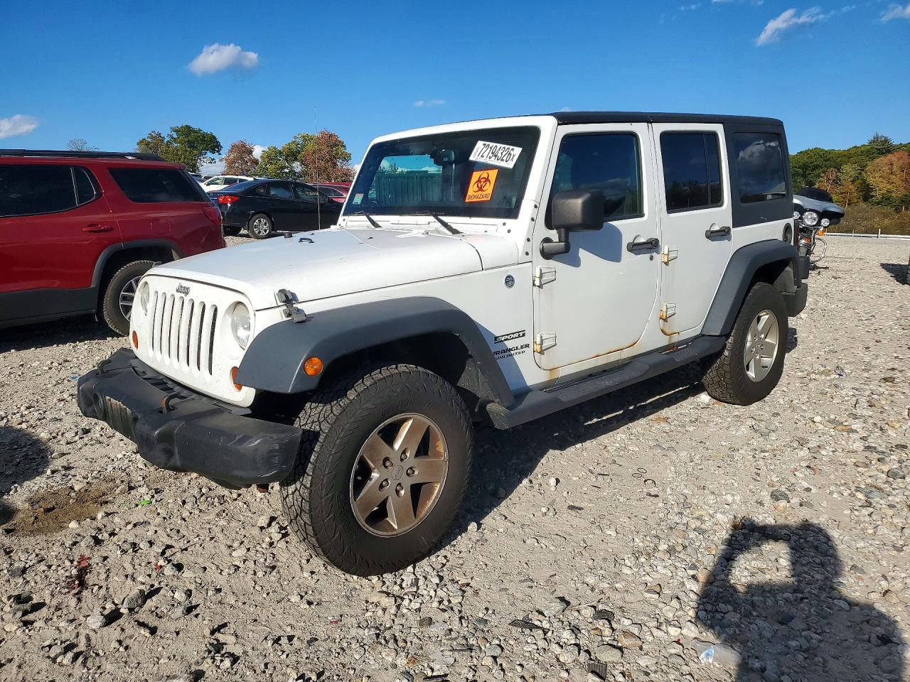 2013 JEEP WRANGLER Sport — Front 3/4