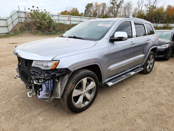2014 JEEP CHEROKEE Overland — Front 3/4