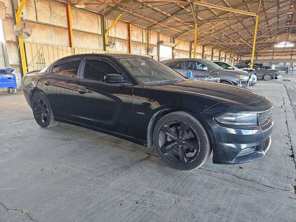 2016 DODGE CHARGER R/T — Passenger 3/4