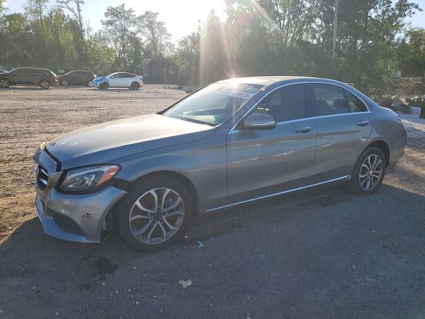 2015 MERCEDES-BENZ C-CLASS 4-MATIC — Front 3/4