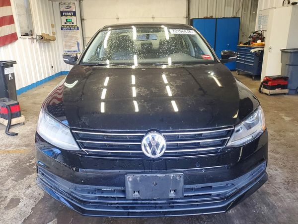 2017 VOLKSWAGEN JETTA SE — DIRF
