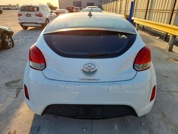 2015 HYUNDAI VELOSTER GLS(Middle) — DIRR