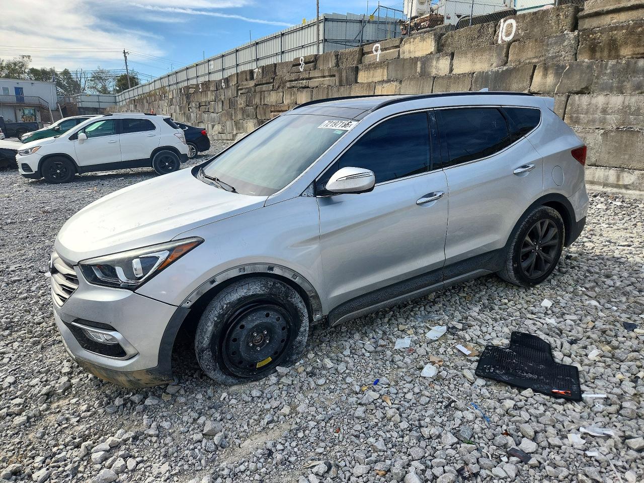 2017 HYUNDAI SANTA FE — Front 3/4