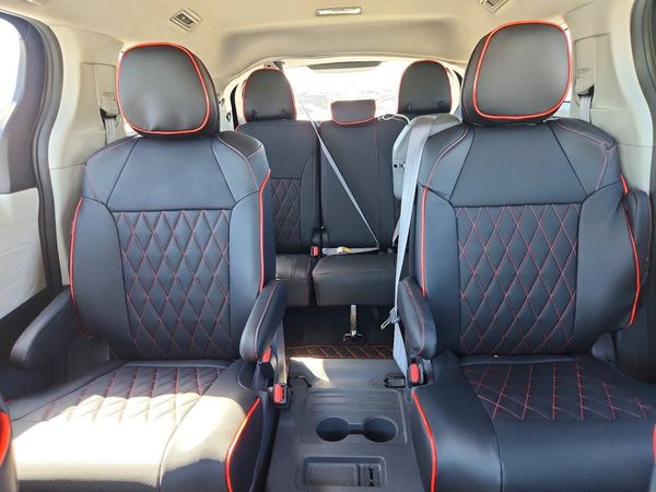 2021 TOYOTA SIENNA LE Plus Package — SUVN