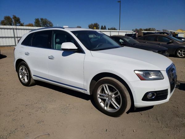 2017 AUDI Q5 quattro Premium Plus — Passenger 3/4