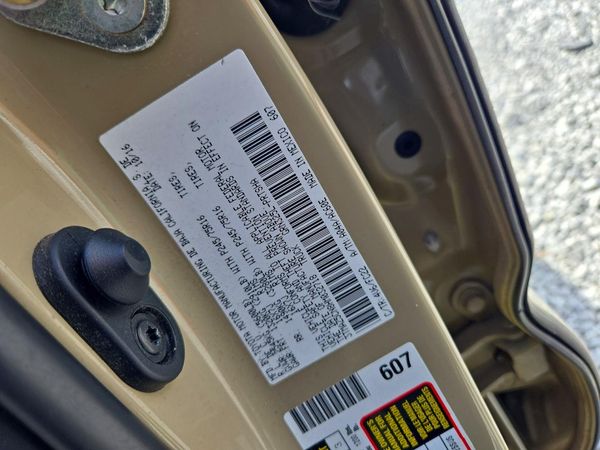 2017 TOYOTA TACOMA — VINS