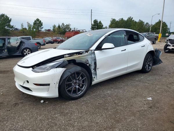 2022 TESLA MODEL 3 — DSFA — Front 3/4
