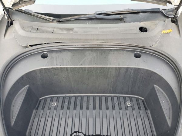 2022 TESLA MODEL 3 — Engine bay