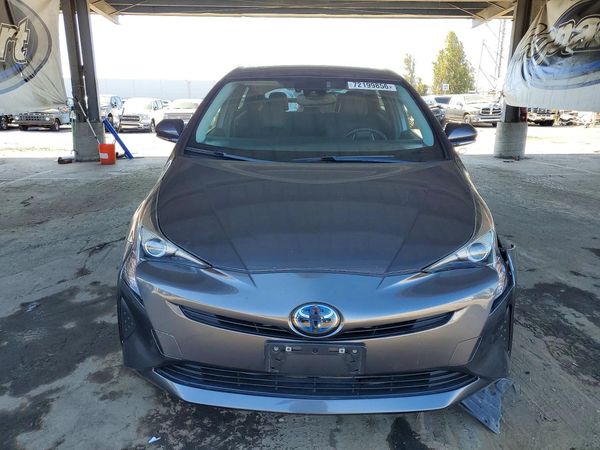 2016 TOYOTA PRIUS — DIRF