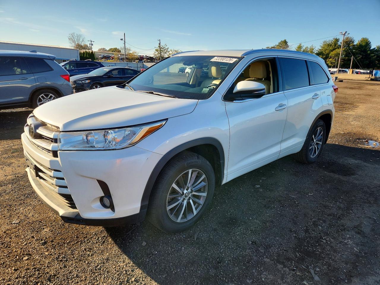 2018 TOYOTA HIGHLANDER SE/XLE — Front 3/4