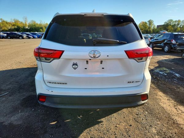 2018 TOYOTA HIGHLANDER SE/XLE — DIRR