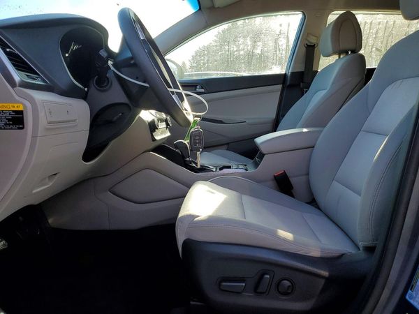 2017 HYUNDAI TUCSON