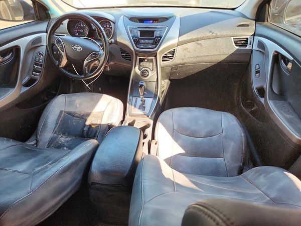 2013 HYUNDAI ELANTRA — CKPT