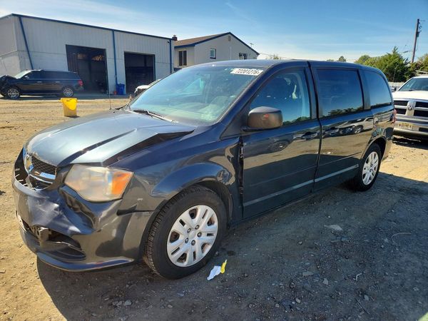 2013 DODGE GRAND CARAVAN SE — Front 3/4