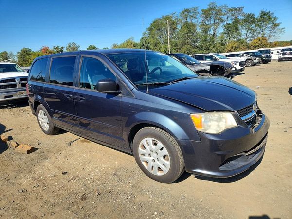 2013 DODGE GRAND CARAVAN SE — Passenger 3/4