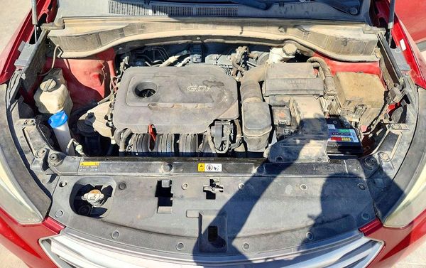 2017 HYUNDAI SANTA FE Base — Engine bay