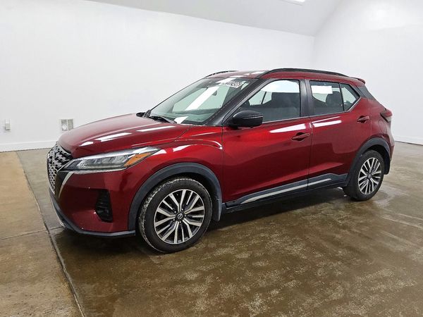 2021 NISSAN KICKS SR — Front 3/4