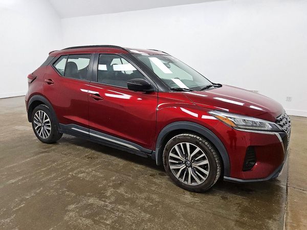2021 NISSAN KICKS SR — Passenger 3/4