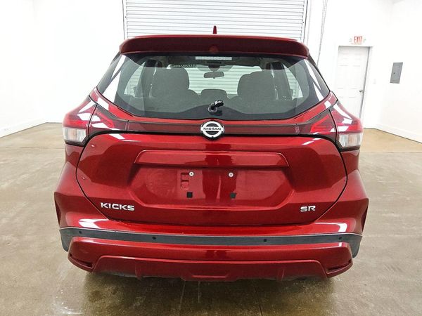 2021 NISSAN KICKS SR — DIRR