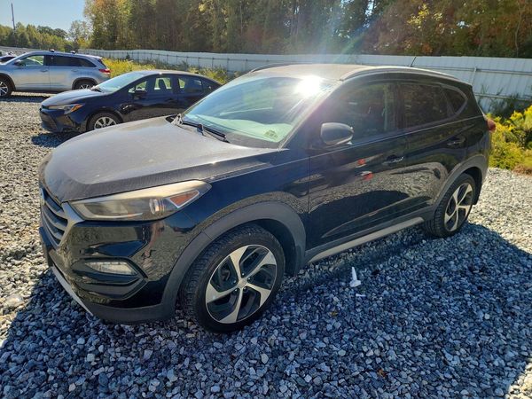 2017 HYUNDAI TUCSON — DSFA — Front 3/4