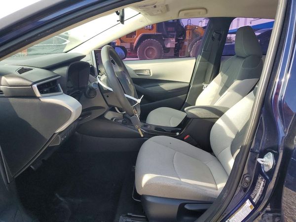 2020 TOYOTA COROLLA LE — DENT