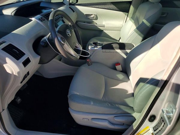 2012 TOYOTA PRIUS — DENT