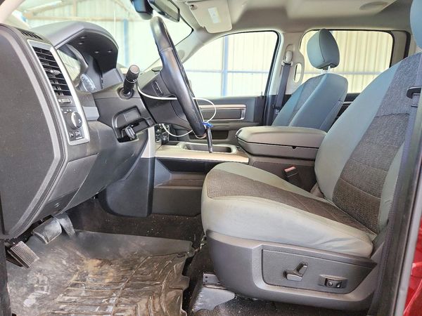 2017 RAM 1500 SLT — DENT