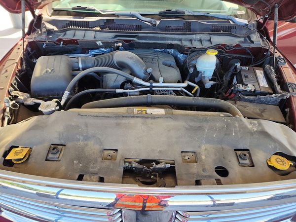 2017 RAM 1500 SLT — Engine bay