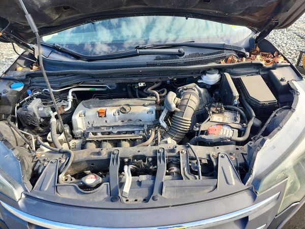 2013 HONDA CRV EX — Engine bay