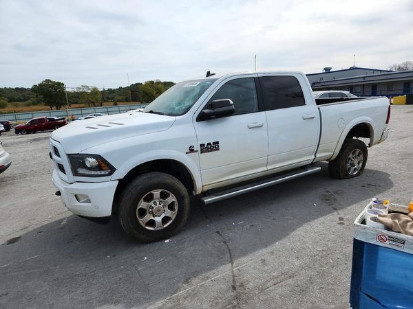 2017 RAM 2500 Laramie — Front 3/4