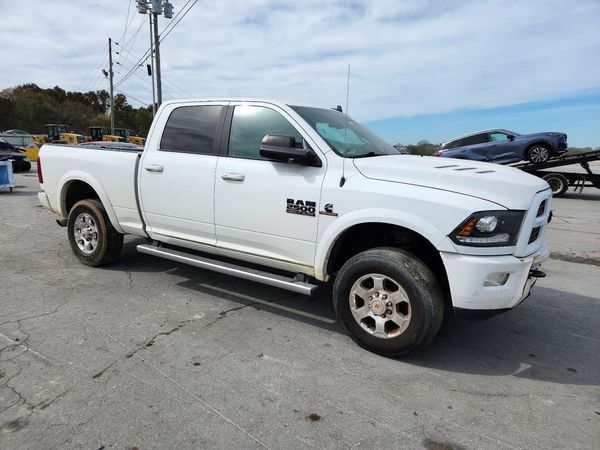 2017 RAM 2500 Laramie — Passenger 3/4