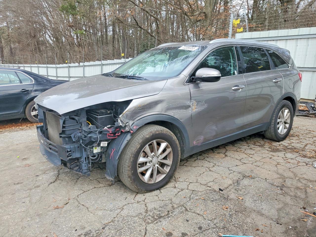 2016 KIA SORENTO L / LX