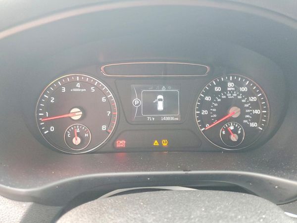 2016 KIA SORENTO L / LX