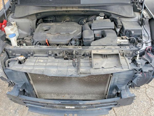 2016 KIA SORENTO L / LX