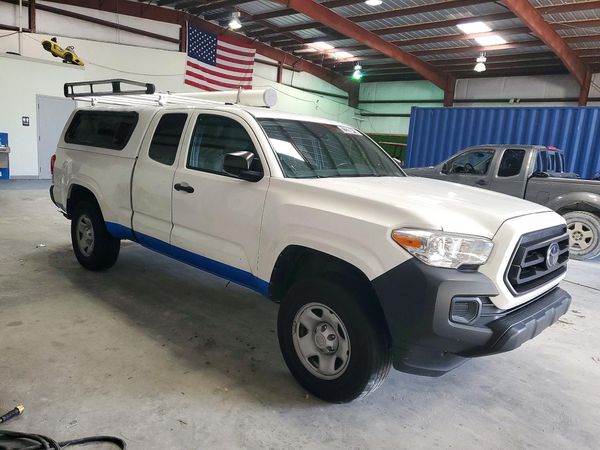 2023 TOYOTA TACOMA SR5 — Passenger 3/4