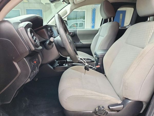 2023 TOYOTA TACOMA SR5 — DENT