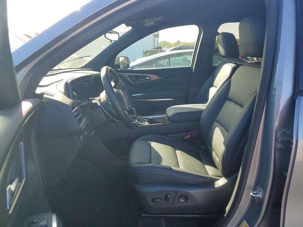 2026 CHEVROLET TRAVERSE LT — DENT