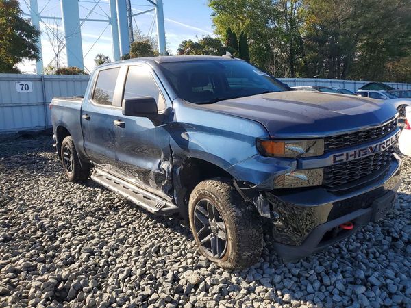 2019 CHEVROLET SILVERADO Trail Boss Custom — Passenger 3/4