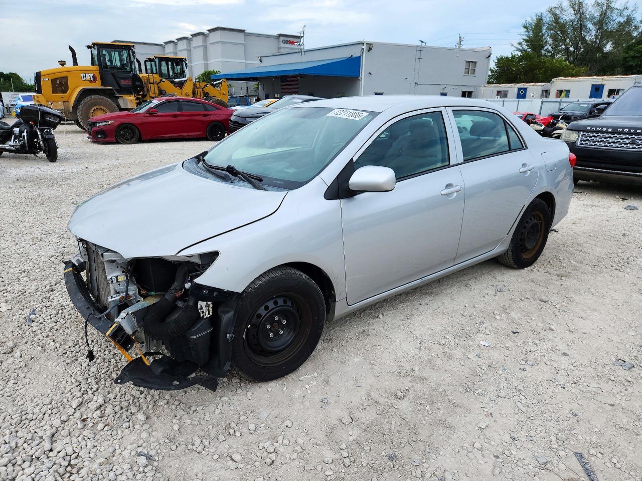2013 TOYOTA COROLLA — Front 3/4