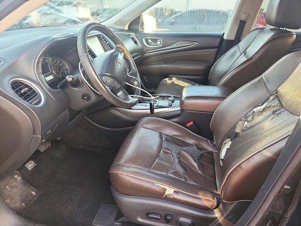 2015 INFINITI QX60 — DENT