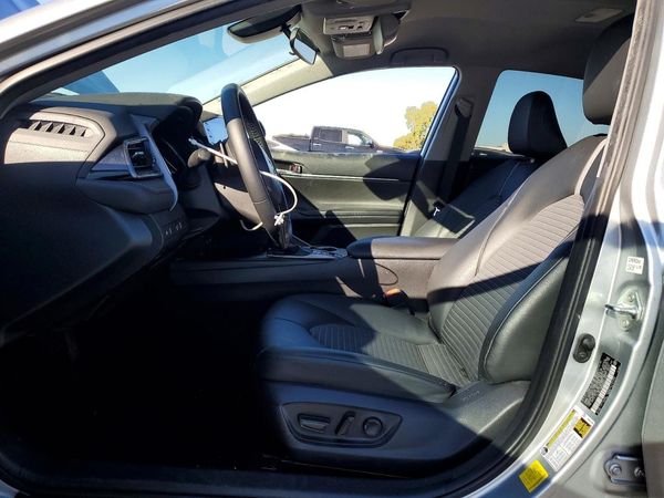 2022 TOYOTA CAMRY SOLA SE — DENT