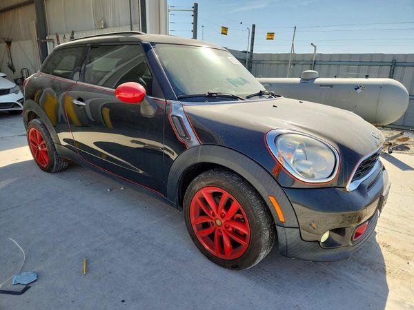 2015 MINI COOPER — Passenger 3/4