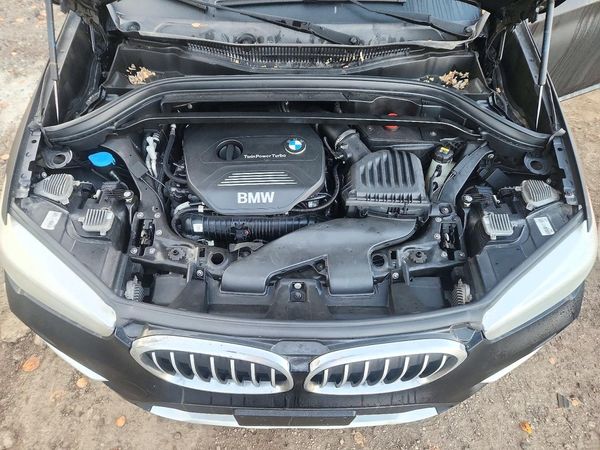 2017 BMW X1 xDrive28i — Engine bay
